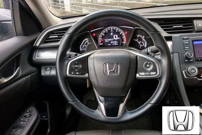 Honda Civic 1.8 E 2018 có xứng với mức giá 758 triệu đồng? - Ảnh 9