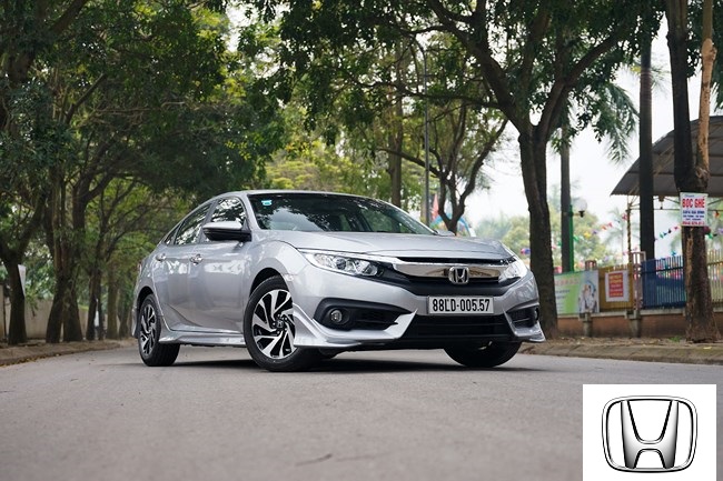 Honda Civic 1.8 E 2018 có xứng với mức giá 758 triệu đồng? - Ảnh 2
